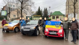 Convoy%20Dec%202025-01%20Medium%20scratched