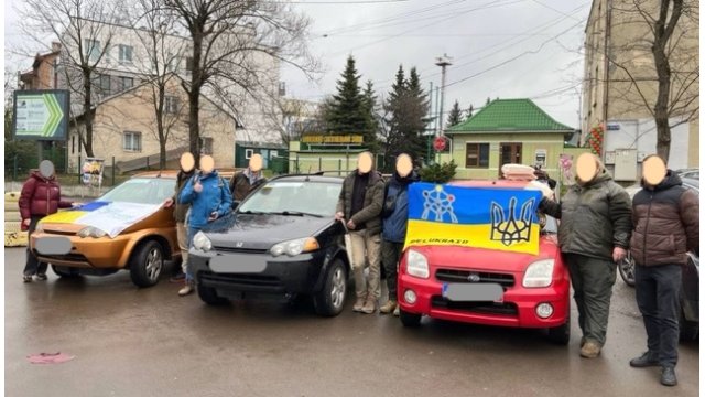 Convoy%20Dec%202025-01%20Medium%20scratched